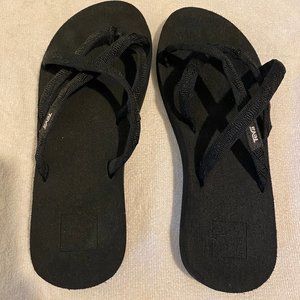 Teva Women's Olowahu Sandal - 8M